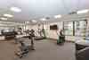 Montreal Courts 396 Fitness Rooma