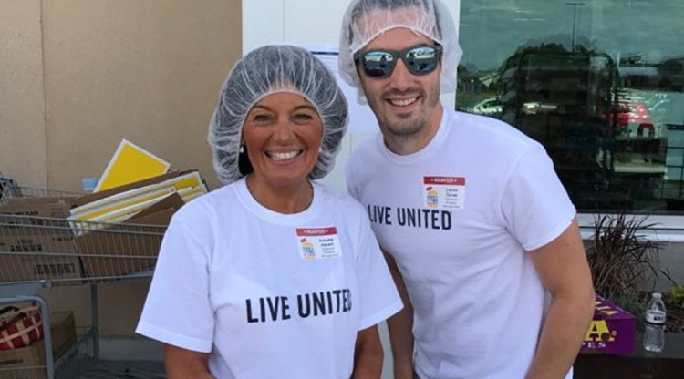 GOLDMARK Gobbles it up for the United Way